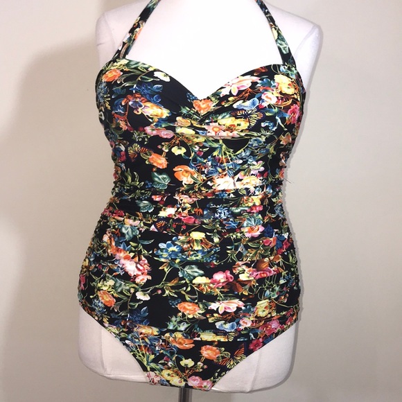 Vintage style Plus Size Bikini4x runs small - Picture 6 of 8